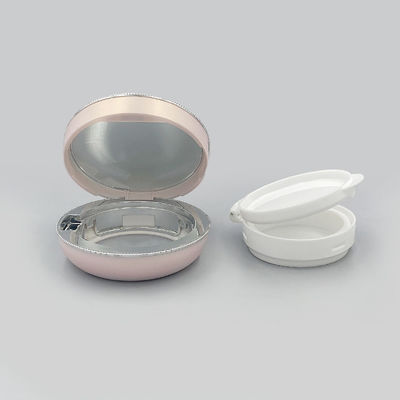 Round Cosmetic Packaging Case for Travel with Light to Medium Coverage